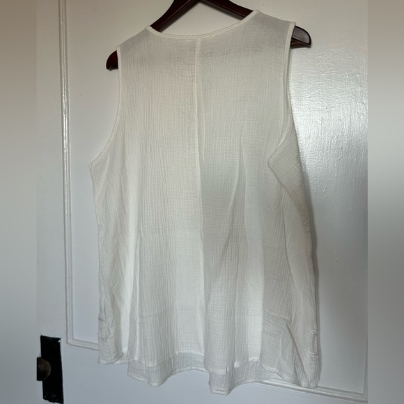 Solitaire Tassel Tank - Picture 8 of 14